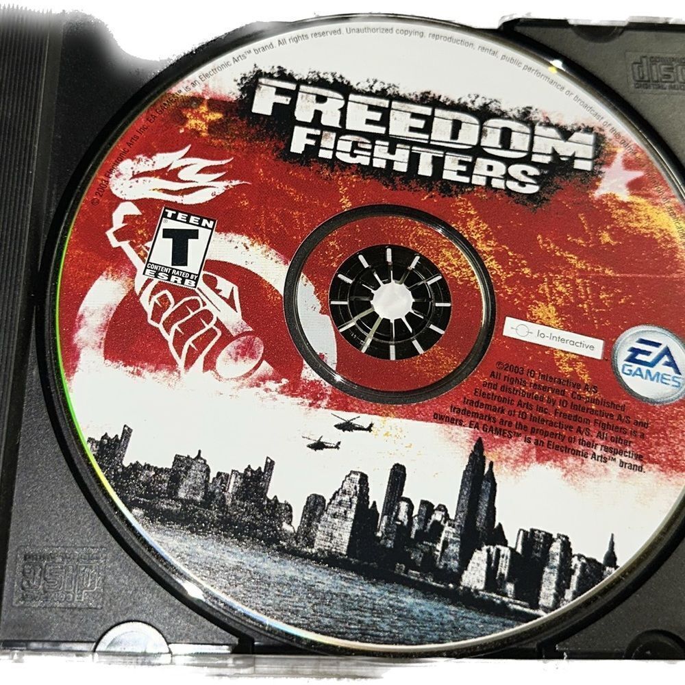 Freedom Fighters (PC, 2003) Computer Game - Picture 3 of 4